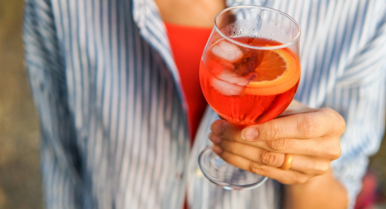 A Mom’s Guide to Taking a Break From Alcohol