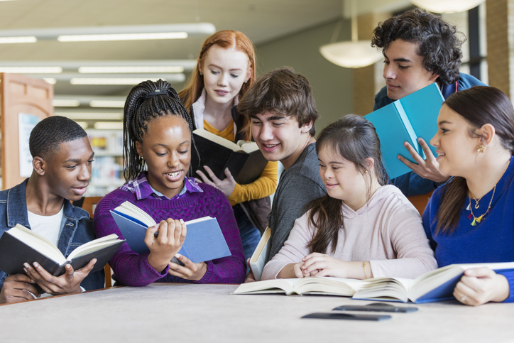 group of kids reading, Read Across America 2022