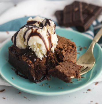 Chocolate Brownie with Vanilla Ice Cream, Tell Me Something Sweet Bakery