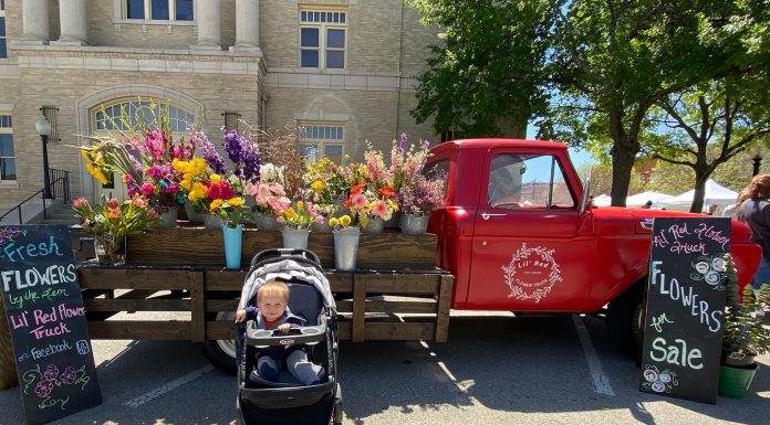 lil' red flower truck downtown McKinney