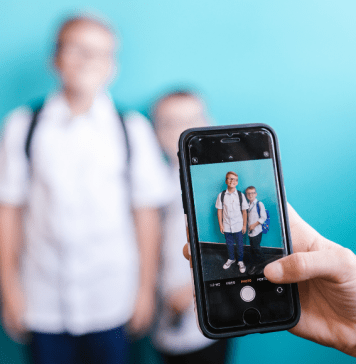 Take the perfect back to school photos.